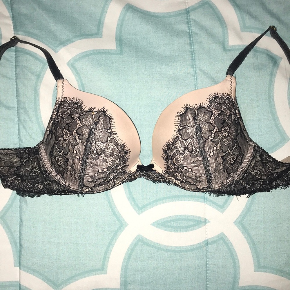 Victoria’s Secret dream angels push up bra